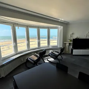 Zeezicht Majestic 6 Oostende